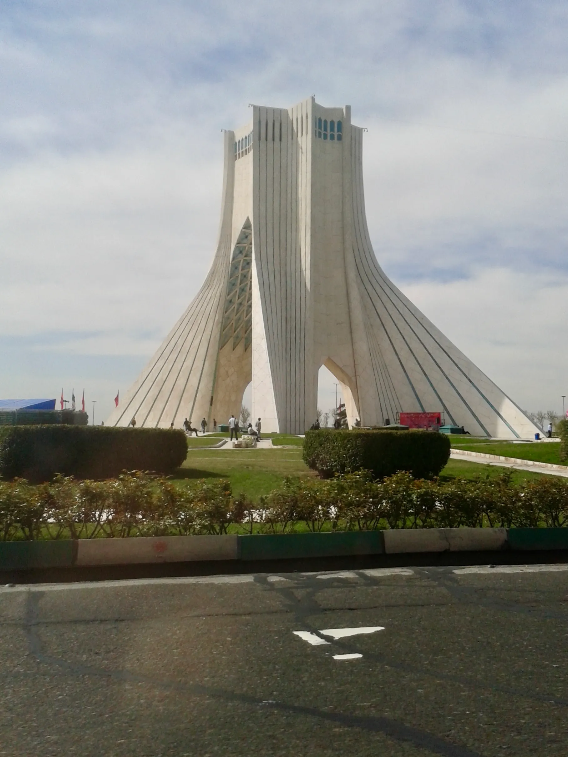 La Torre Azadi a Teheran