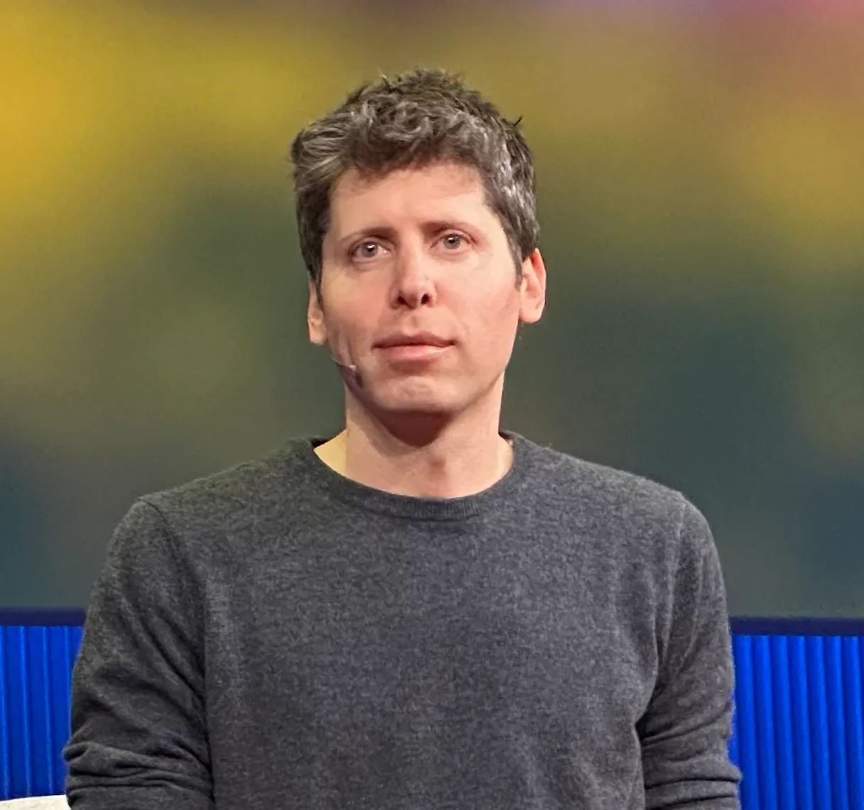 Sam Altman, amministratore delegato di OpenAI, durante un intervento al TED