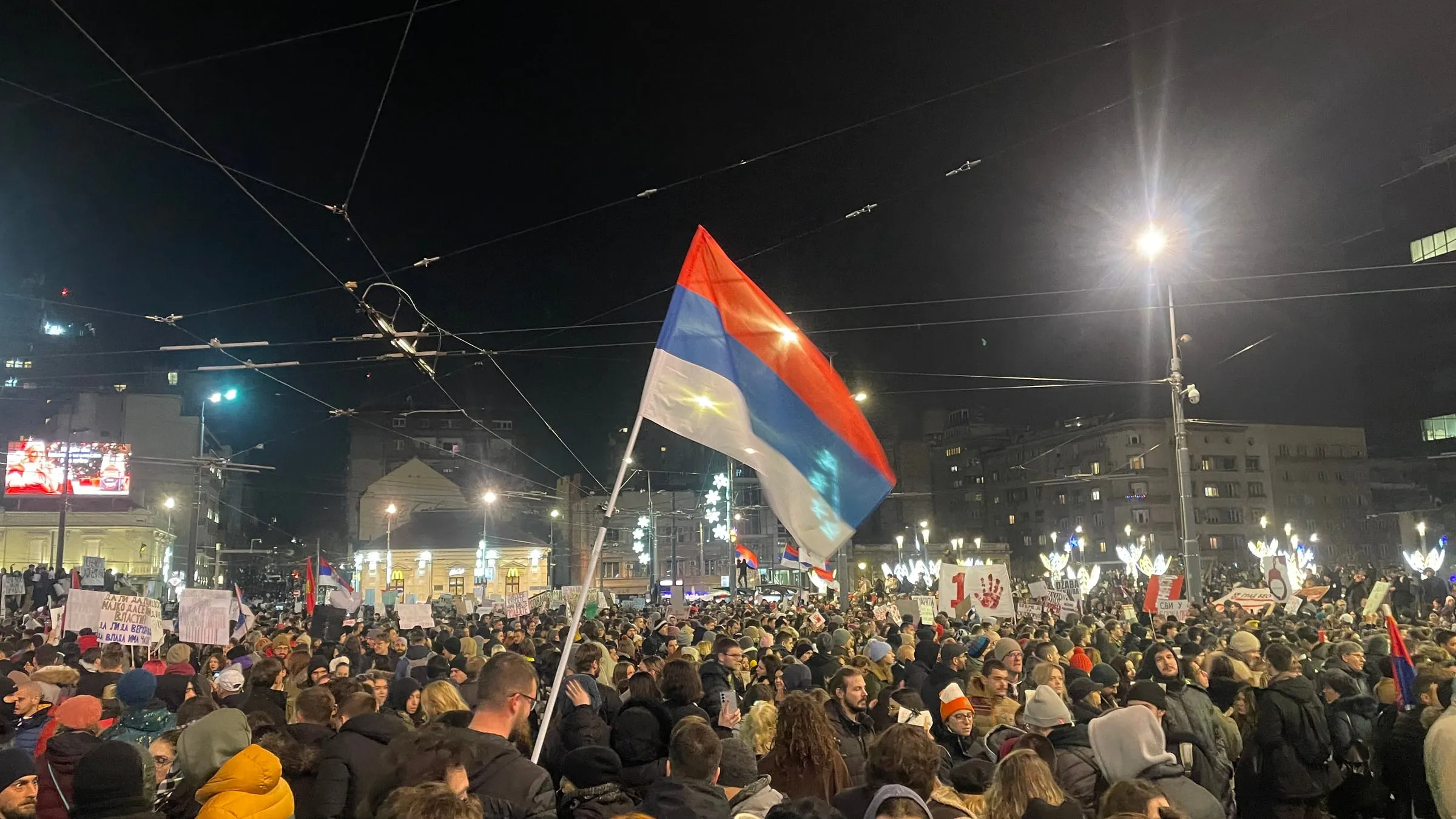 Protesta in piazza Slavija a Belgrado, 22 dicembre